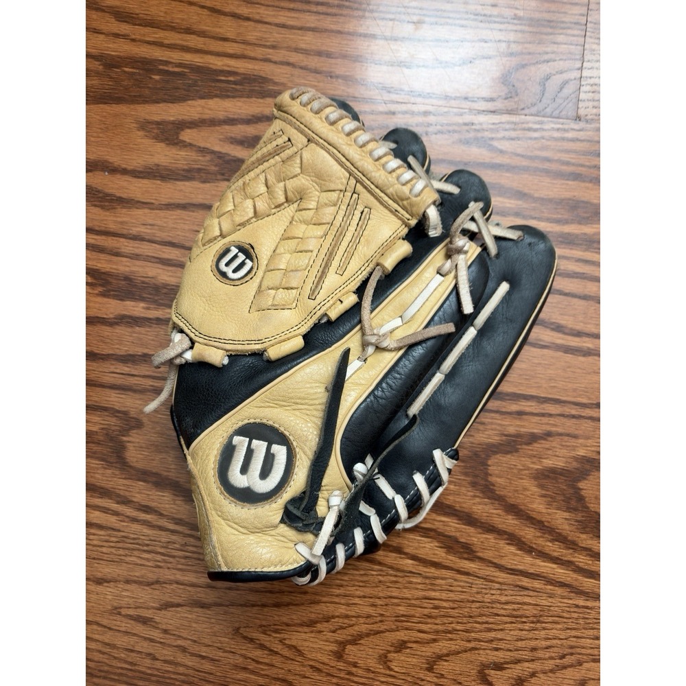 WILSON A500 Siren 12.5" A05RF22125 Baseball Softball Glove RHT Black Tan